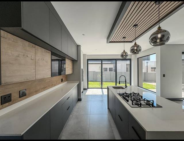 4 BEDROOM HOUSE FOR SALE IN FOUNTAINBROOK ESTATE
